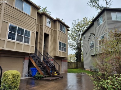 Willamette River - Multnomah County Townhome/Townhouse For Sale in Portland Oregon