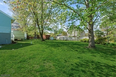 A happy little house w/ big personality tucked on quiet dead-end - photo 20