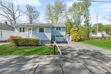 A happy little house w/ big personality tucked on quiet dead-end - photo 22