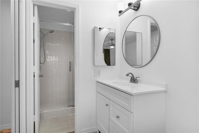 Welcome to your slice of coastal paradise at Mainsail! This - photo 22