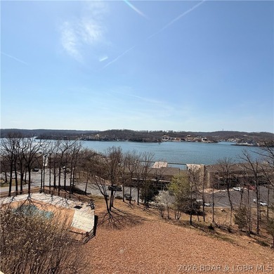 Wake up to some of the best lake views at Bay Point Village - photo 32