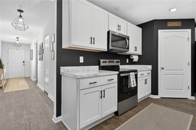 LOVELY 4 BEDROOM HOME WITH VINYL FENCED BACKYARD. SPACIOUS - photo 10