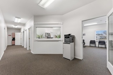 High-visibility, fully leased commercial investment opportunity - photo 4