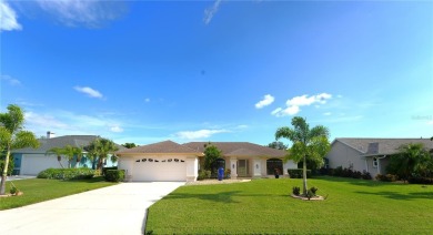 Lake Home For Sale in Bradenton, Florida