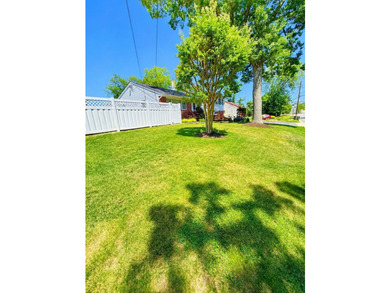 Just under two miles from the vibrant Toms River waterfront - photo 5