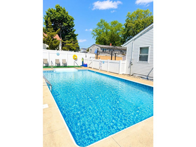 Just under two miles from the vibrant Toms River waterfront - photo 9