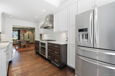 Welcome to 2595 Yorktown St., a fabulous Colonial perfectly - photo 14