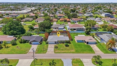 NOT IN A FLOOD ZONE!! This charming single-family house in Cape - photo 33