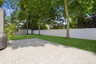 Welcome to 2595 Yorktown St., a fabulous Colonial perfectly - photo 36