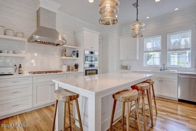 Welcome to 215 Writer's Way, where timeless coastal architecture - photo 13