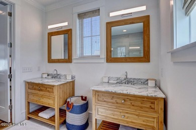 Welcome to 215 Writer's Way, where timeless coastal architecture - photo 31