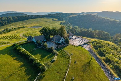 (private lake, pond, coastal) Home For Sale in Vesuvius Virginia