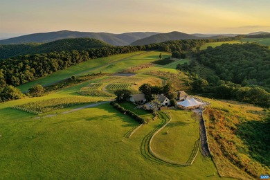 12 Ridges is a breathtaking 268-acre mountaintop retreat along - photo 4