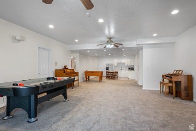 Beautiful 8,500+ sq ft home on 5.32 acres with stunning mountain - photo 45