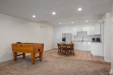 Beautiful 8,500+ sq ft home on 5.32 acres with stunning mountain - photo 46