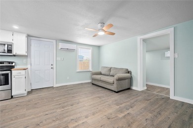 **Coastal Living Meets Investment Opportunity in Holiday - photo 5