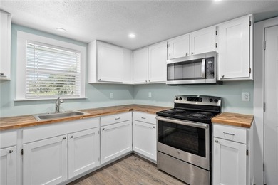 **Coastal Living Meets Investment Opportunity in Holiday - photo 9