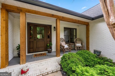 Nestled on 18.15 breathtaking acres in the heart of Moreland - photo 6