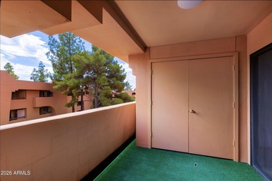 Beautifully remodeled top floor condominium with stunning views - photo 23