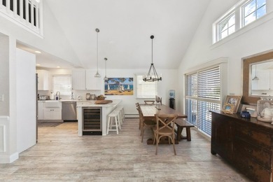 Charming two-story single-family home featuring 5 bedrooms and 3 - photo 6