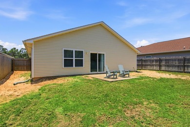 Located in the Duncan Ridge community of Navarre, this 3-bedroom - photo 38