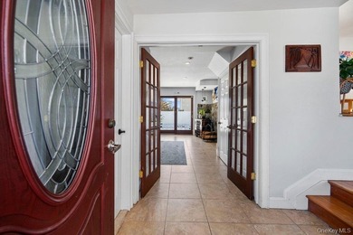 Welcome to 60 Leewater Ave. This sprawling split-level three - photo 2