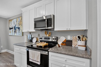 Beautifully maintained home in one of Diamondhead's newest - photo 15