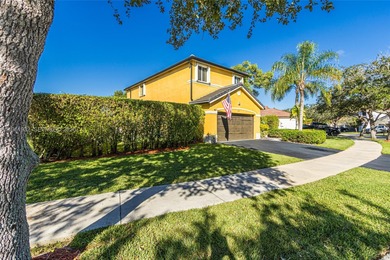 Weston Lakes Area Home For Sale in Weston Florida