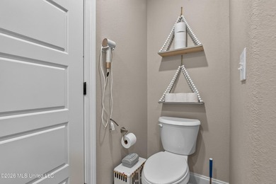 Beautifully maintained home in one of Diamondhead's newest - photo 24