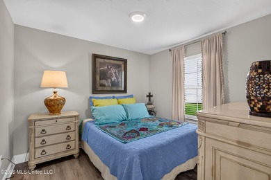 Beautifully maintained home in one of Diamondhead's newest - photo 26