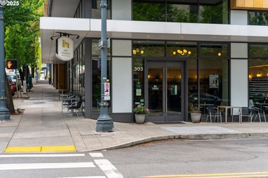 Buyer incentive program! Buy this beautiful condo today with the