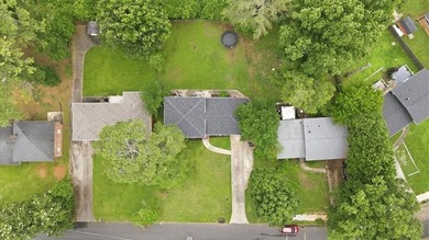 Welcome home to this beautiful four-sided brick residence - photo 28