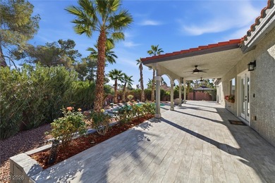 Single-story custom home in the NW with no HOA & paid-off solar!