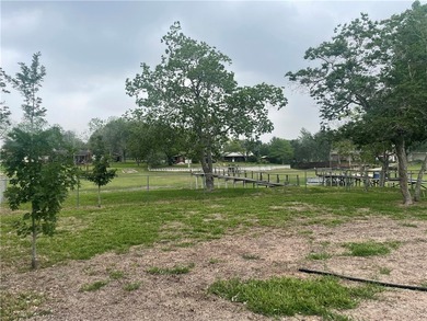 Welcome to your own little slice of lake life at Lake Corpus - photo 25