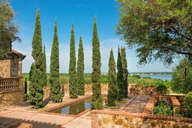 This never-lived-in luxury residence presents an extraordinary - photo 48