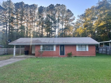 Lake Home For Sale in Calhoun City, Mississippi