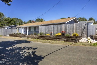 A well-maintained 2-bedroom, 1-bathroom single-level home in - photo 4