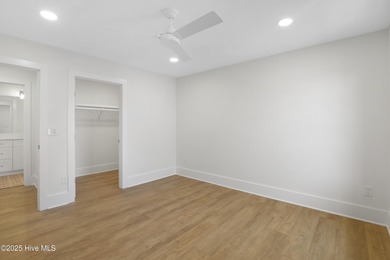 Prestigious New Construction in Landfall! This impressive Bay - photo 14