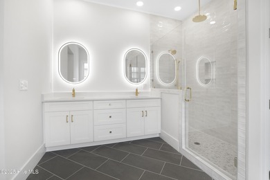 Prestigious New Construction in Landfall! This impressive Bay - photo 18