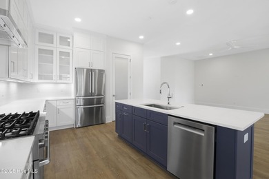 Prestigious New Construction in Landfall! This impressive Bay - photo 26