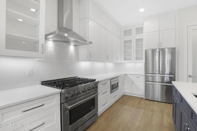 Prestigious New Construction in Landfall! This impressive Bay - photo 27
