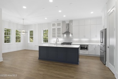 Prestigious New Construction in Landfall! This impressive Bay - photo 29