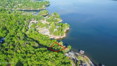 Rare opportunity to own a spectacular lakefront property with - photo 4