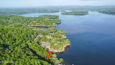 Rare opportunity to own a spectacular lakefront property with - photo 10