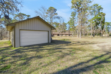 Lake Livingston Area Retreat on 2.4 Acres - photo 11