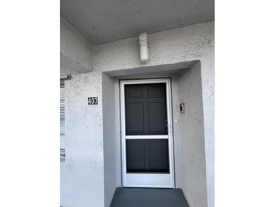Gorgeous Marina and Coastal Views! 2 Bedroom and 1/2 (1/2 can be - photo 4