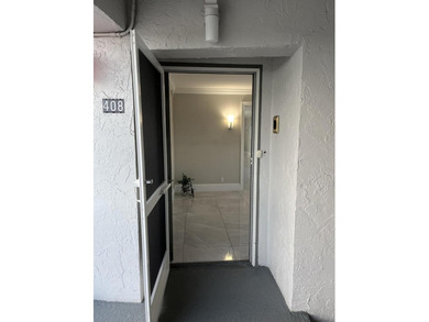 Gorgeous Marina and Coastal Views! 2 Bedroom and 1/2 (1/2 can be - photo 5
