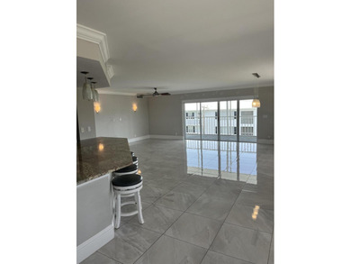 Gorgeous Marina and Coastal Views! 2 Bedroom and 1/2 (1/2 can be - photo 8