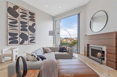 Welcome to 30 Reef #3 where ocean & canal views meet modern - photo 1