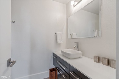 Welcome to 30 Reef #3 where ocean & canal views meet modern - photo 7